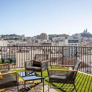 https://marseille-superbe-vue-sur-notre-dame-de-la-garde.fr-provencehotel.com